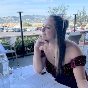 Meet your Posher, Maggie